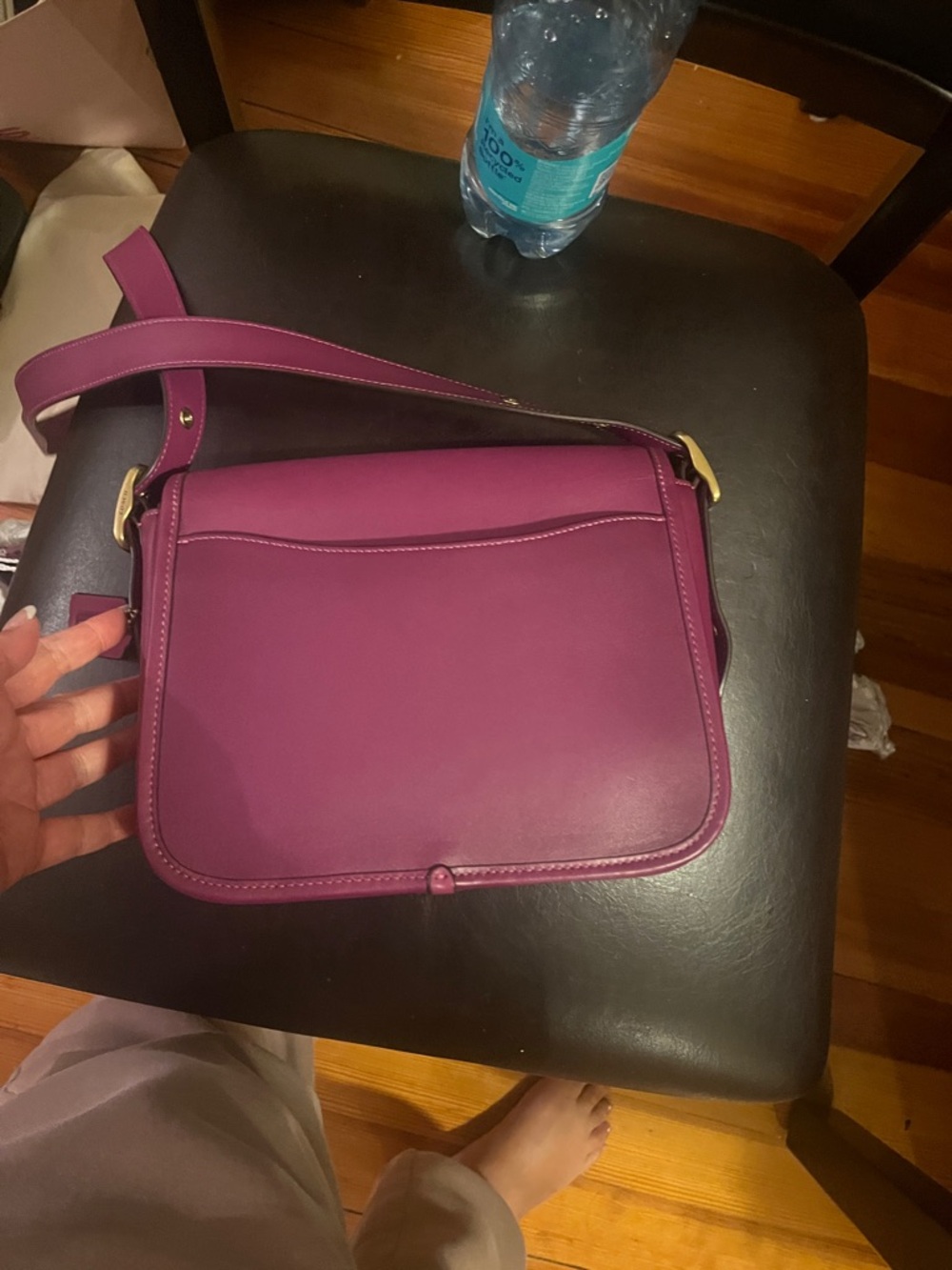Coach crossbody shoulder bag in a Vibrant Magenta glove tanned leather - Picture 7 of 10